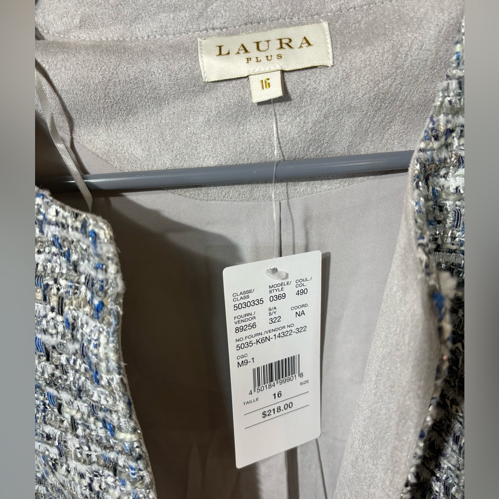 NWT Laura Bouclé Jacket! - Picture 7 of 11